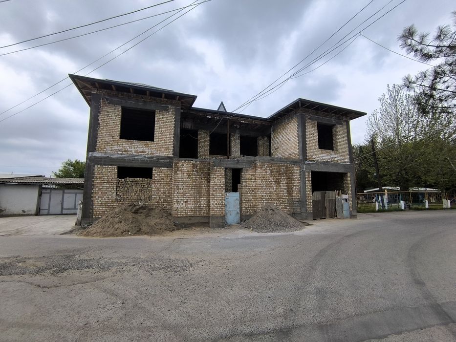 Продается коттедж в городе Янгиюле.