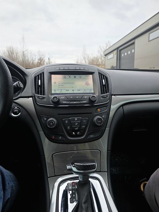 Opel Insignia Sports Tourer 4x4 Automat | Proprietar 4 ani | B20DTH | Fără investiții