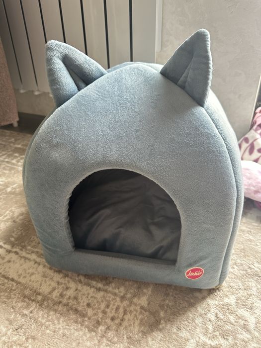 Лежанка для кота