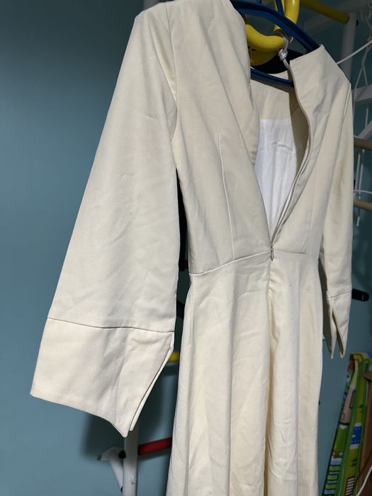 Срочно продам платье