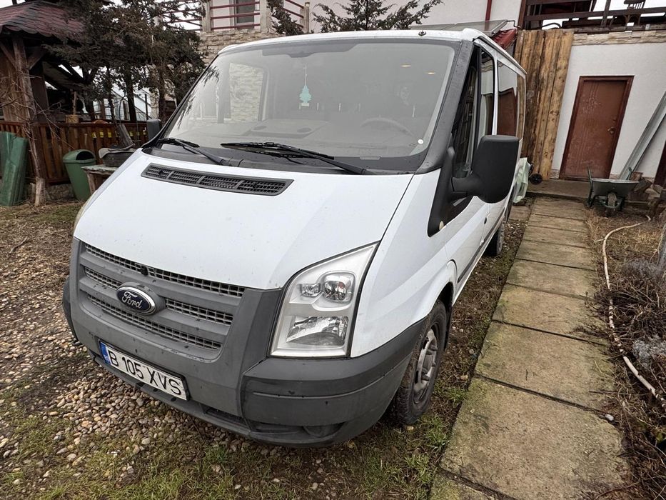 Ford Transit 8+1