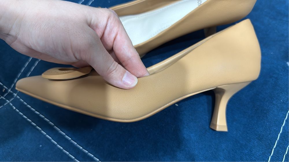 Новые туфли Josiny