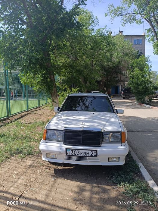 Продам Мерседес-Бенс 200