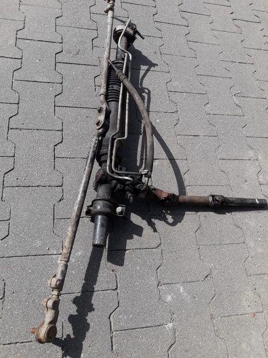 Vând caseta de direcție land rover