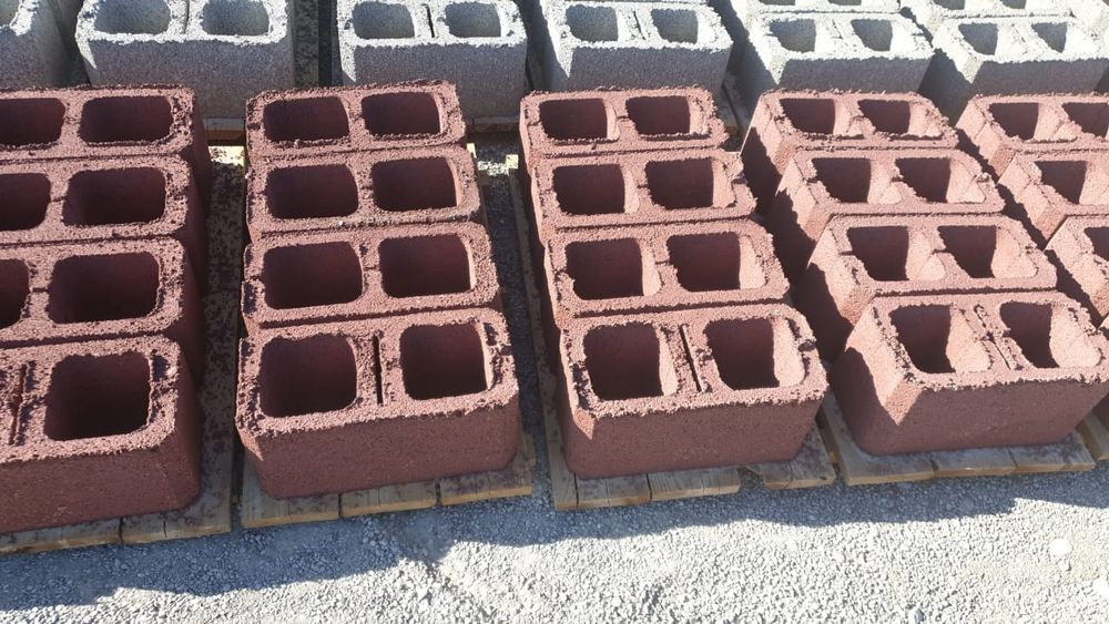 Шлакоблок (песок,щебень,гпс,цемент )