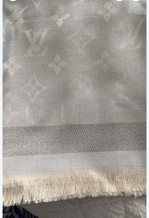 Палантин “Louis Vuitton”