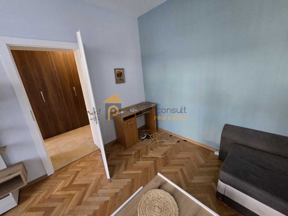 Дава се под наем Двустаен апартамент в Пловдив, Младежки Хълм - 65 кв.м за 325 € - Снимка #1