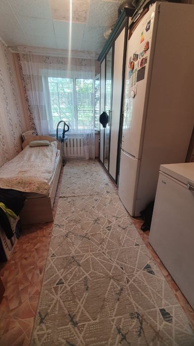 Продам квартиру .