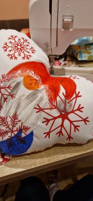 Рисуване и шиене на дрехи