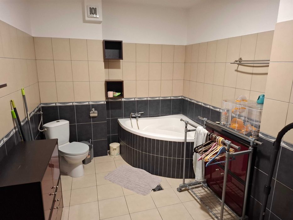 Inchiriere apartament 3 camere Bucurestii Noi Straulesti