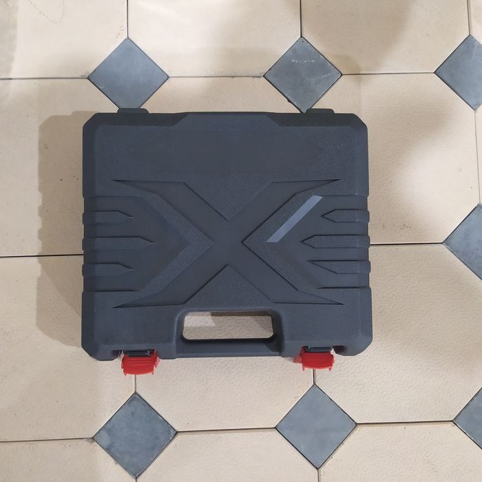 Makita Аккумуляторная дрель-шуруповерт Доставка есть 30 000