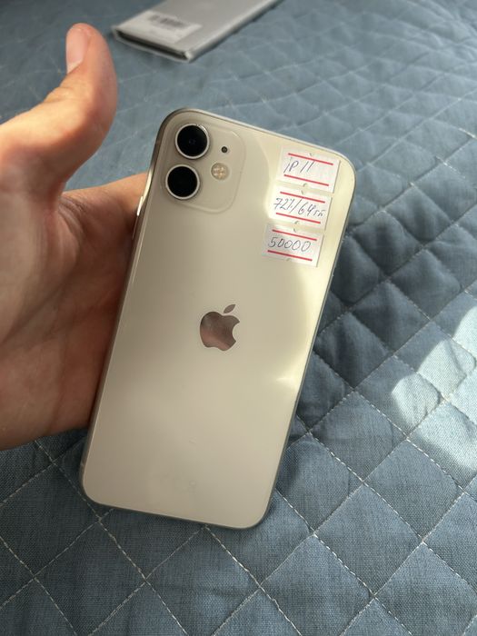 Продам айфон 11 64гб