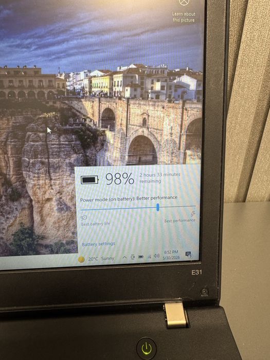 Vand laptop Lenovo E31-80 i3