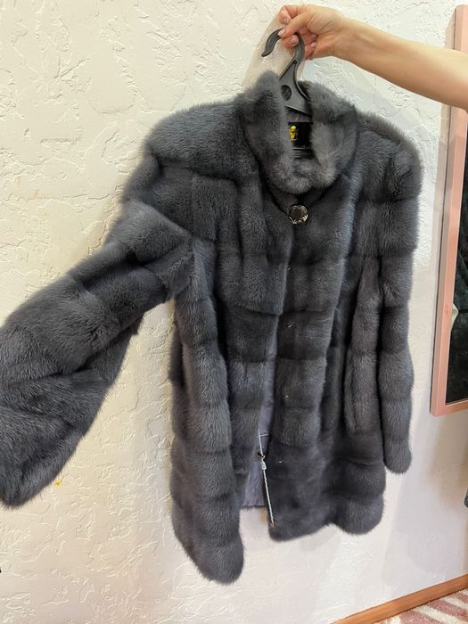 Натуральная норковая шуба, торг уместен