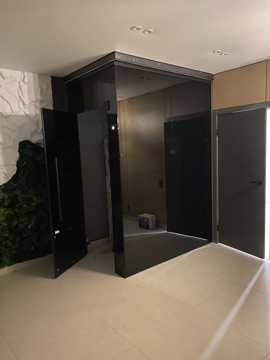 Душевые, перегордки со стекла