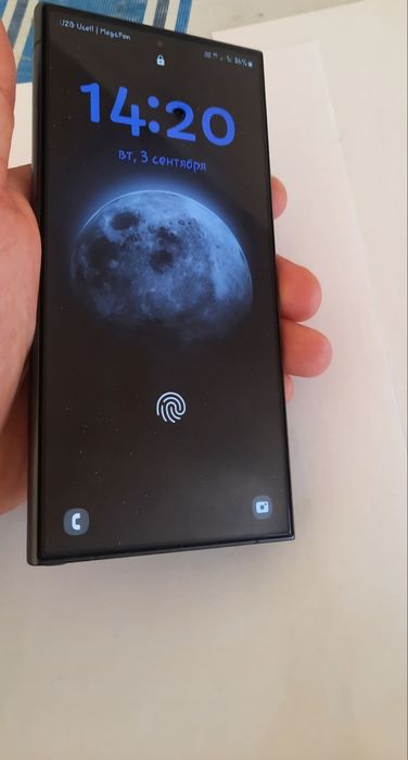 Samsung Galaxy S24 Ultra б/у  как новый