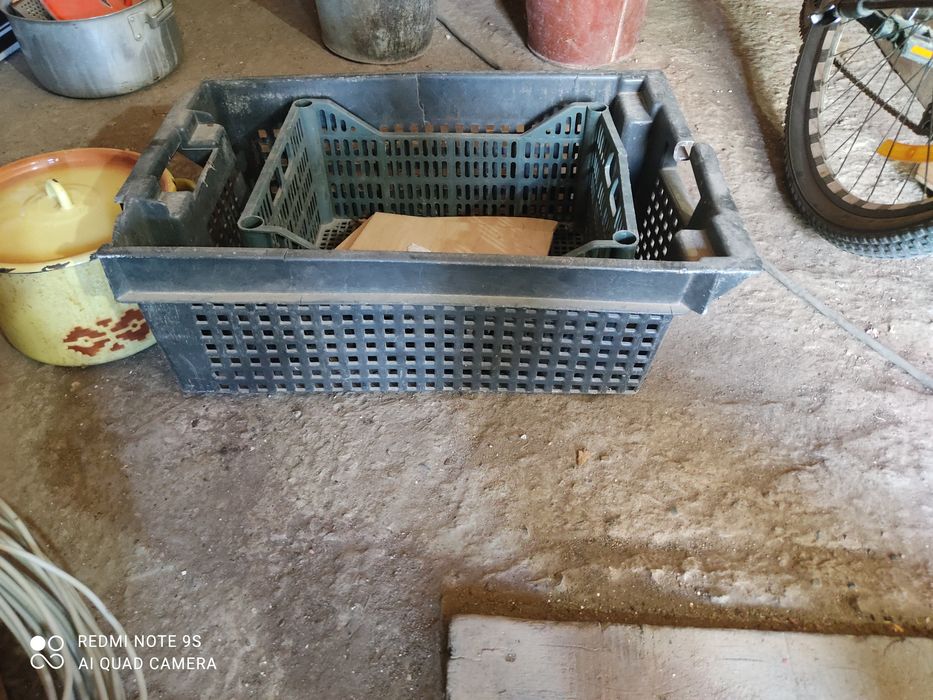 Продам корзины пластиковые