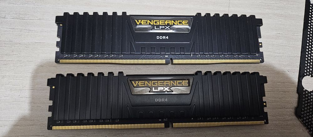 Kit ddr 4 vengeance 16gb