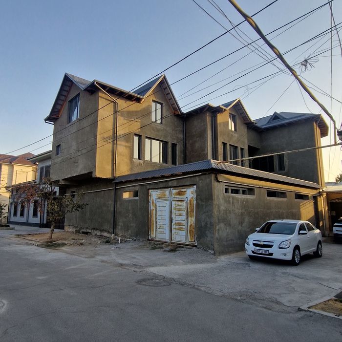 Большой 4-уровневый дом (цоколь + 2 этажа + мансарда) — коробка.