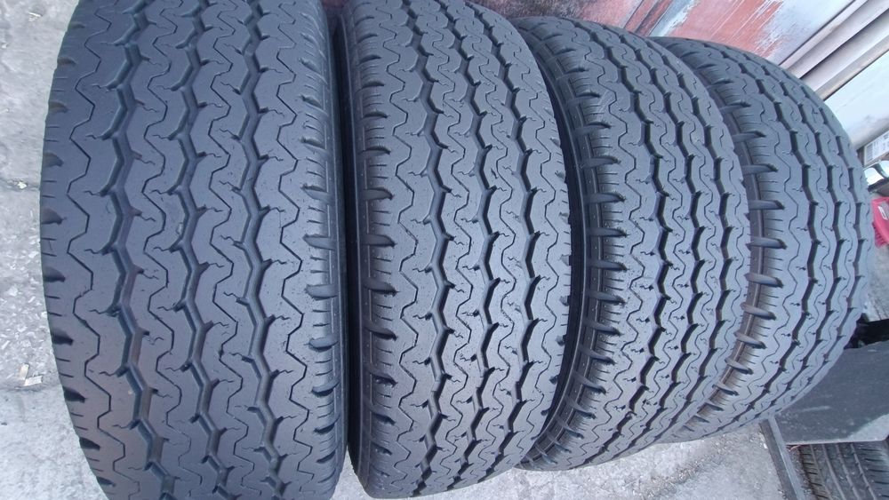 225/75/16 С Maxxis