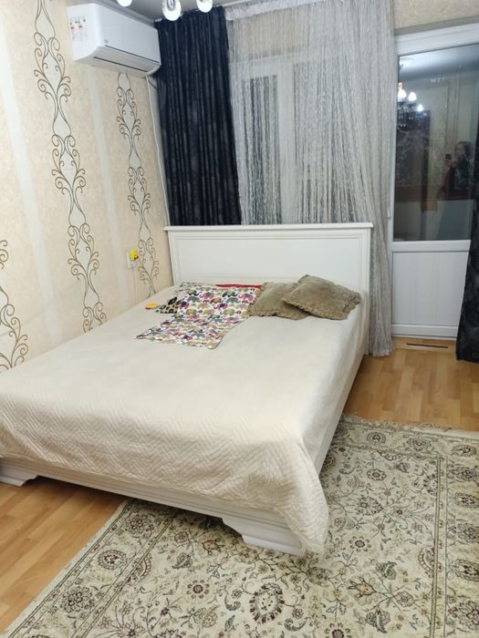 Кровать двуспальная