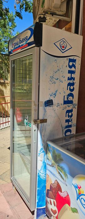 Хладилна Витрина