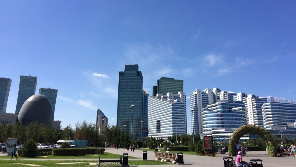 Паркинг машиноместо Кунаева 12/2 уг Акмешит