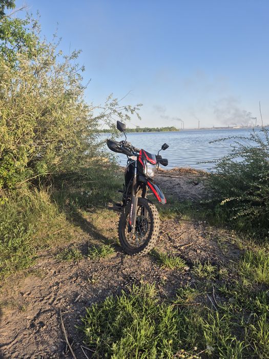 Эндуро 250сс 2025 года