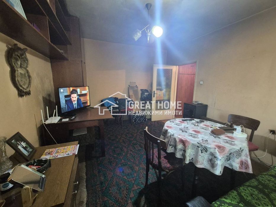 Продава се Двустаен апартамент в Търговище, Център - 44 кв.м за 1466 €/кв.м - Снимка #1