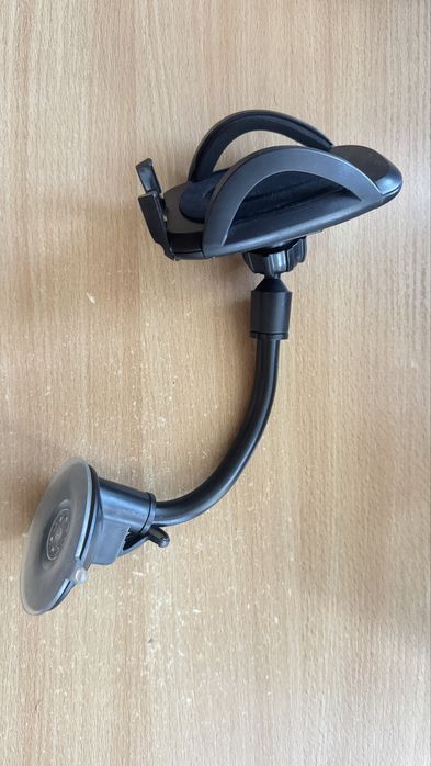 Стойка за телефон за кола