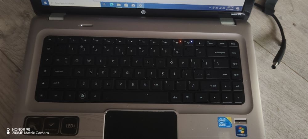 Laptop HP DV 6  i5
