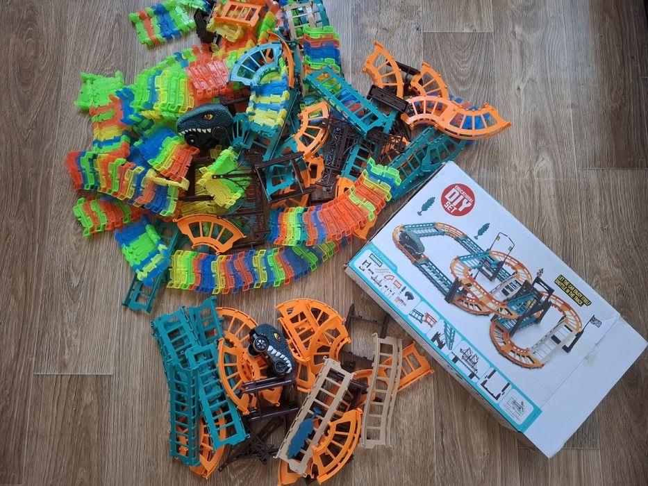 Продам дино трек