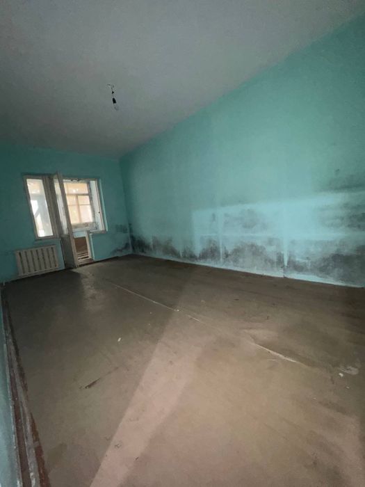 Продается 3х комнатная кв 8 м.район
