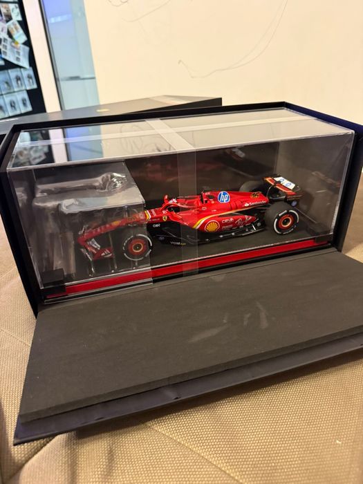 Macheta looksmart 1:18 ferrari sf-24 scuderia ferrari hp f1 team winner italian gp 2024 charles leclerc Noua