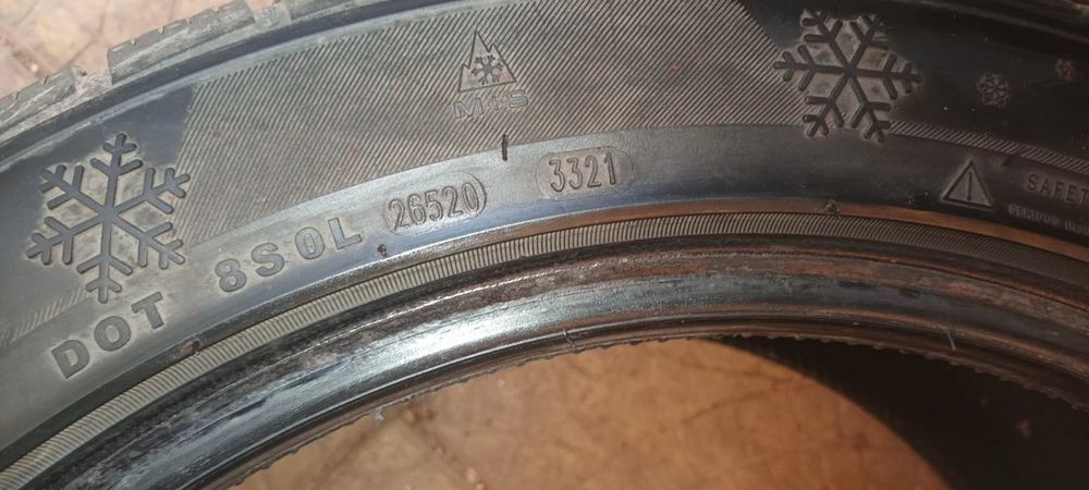 Продавам 4бр.Зимни Гуми Petlas235/45/17