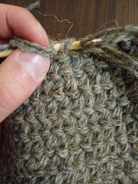 Вълнени Шапки Нолбайндинг/Nalbinding, Ръкавици и Чорапи.