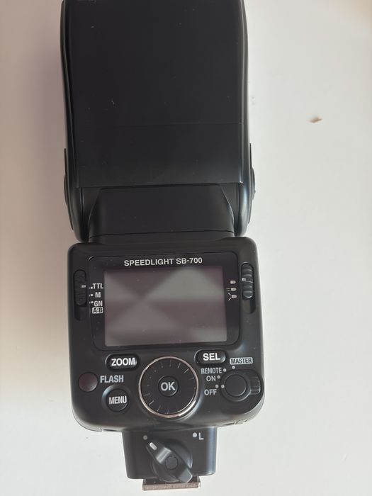 Flash Nikon SB 700