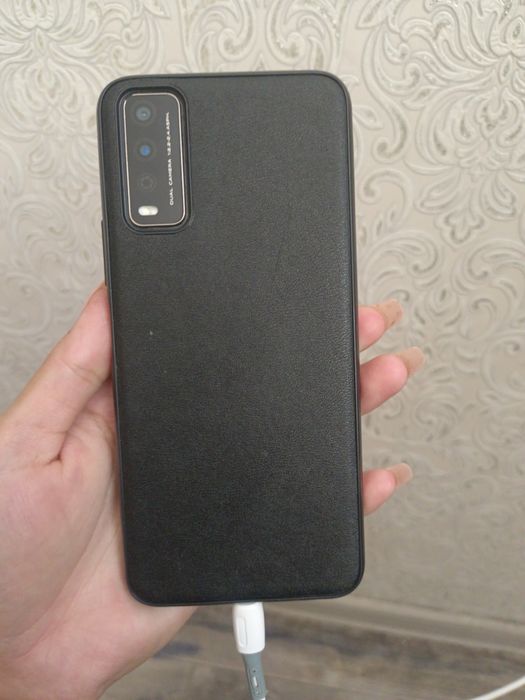 Vivo v2026  и зарядка