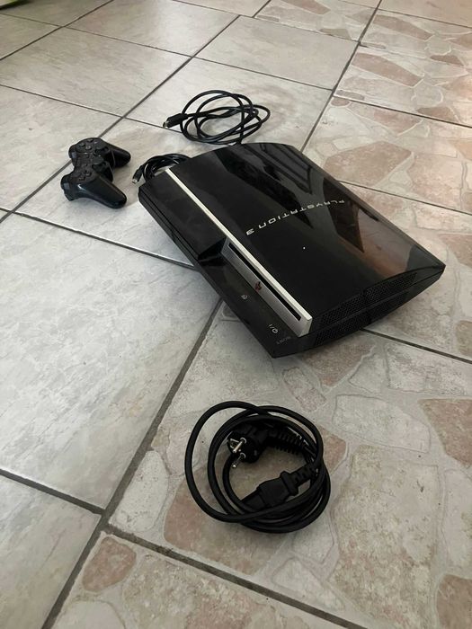 PlayStation 3 PS3 Fat CECHL04 80GB + 1 manetă DualShock + Cabluri