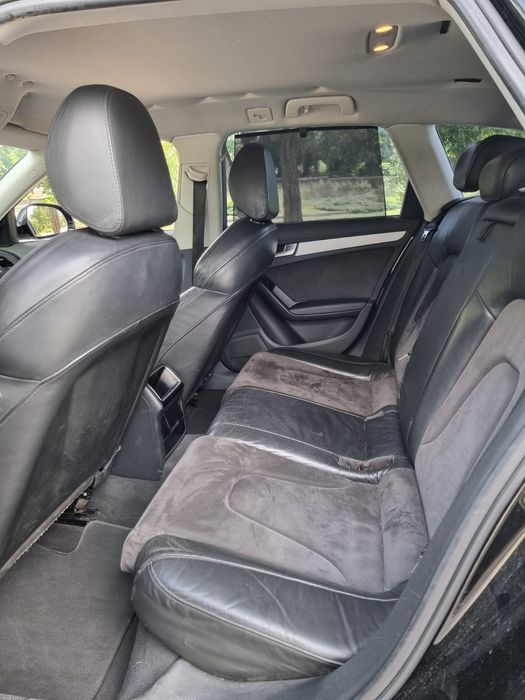Audi A4 B8 S-Line 
INTERIOR PIELE/AL EURO 5  înmatriculat 2012  3️⃣9️⃣5️⃣0️⃣€
INTERIOR PIELE/ALCANTARA EURO 5  înmatriculat 2012  3️⃣9️⃣5️⃣0️⃣€