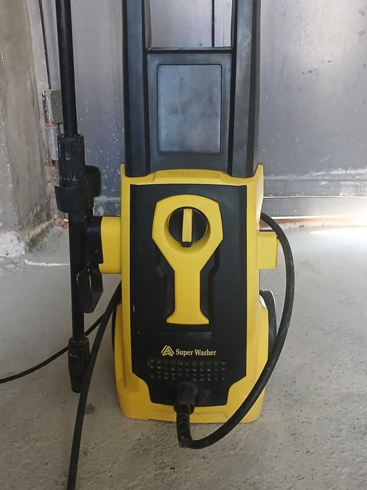 Karcher sotiladi, xolati ideal...