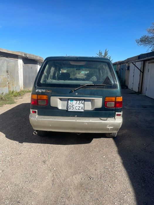 Продам машину Mazda mpv