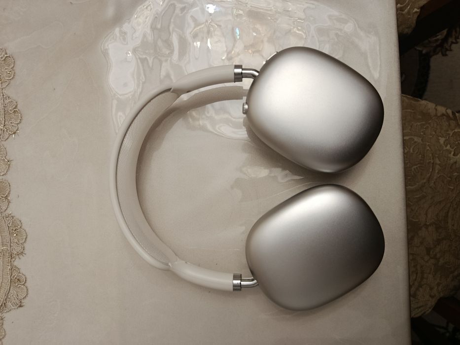Air pods max yengi