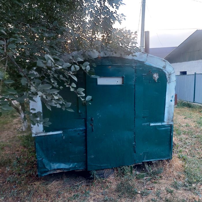 Будка для поле и сада