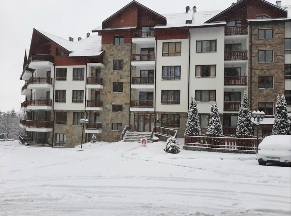 Дава се под наем Тристаен апартамент в София, Изток - 100 кв.м за 7700 € - Снимка #13