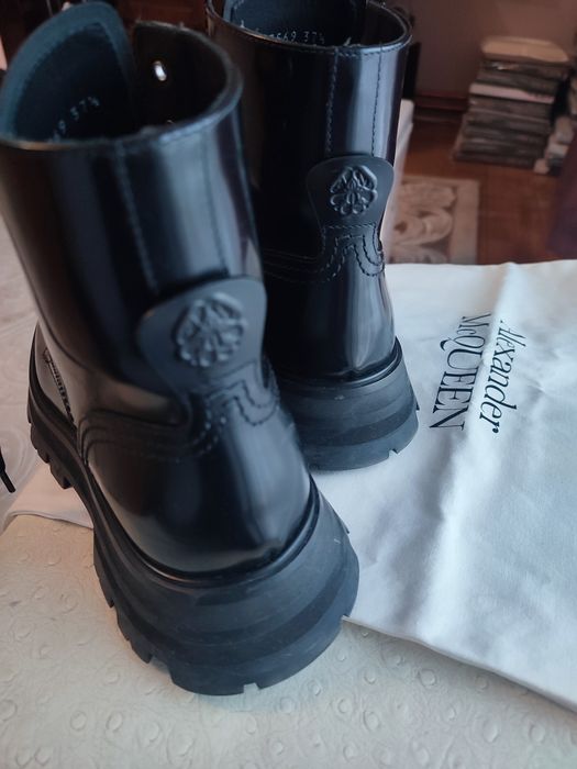 Ghete Alexander McQueen damă 37,5