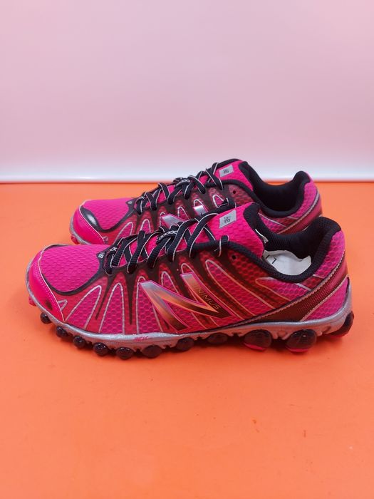 New Balance номер 40.5 Оригинални маратонки