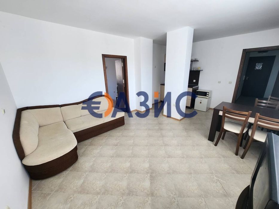 Продава се Двустаен апартамент в к.к. Слънчев бряг - 75 кв.м за 800 €/кв.м - Снимка #6