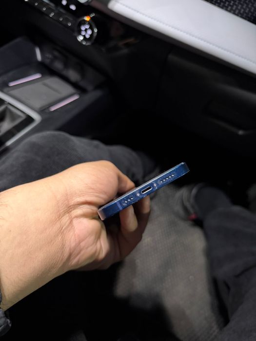 Продам Iphone 12 128GB