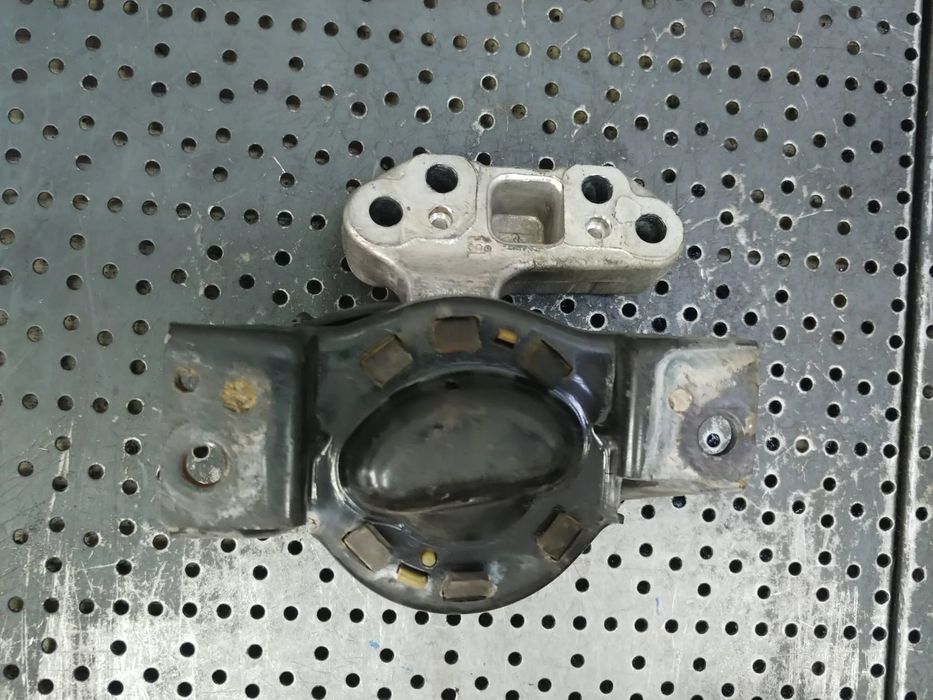 suport tampon motor 8f02 1.2vti  peugeot 208  9654166080